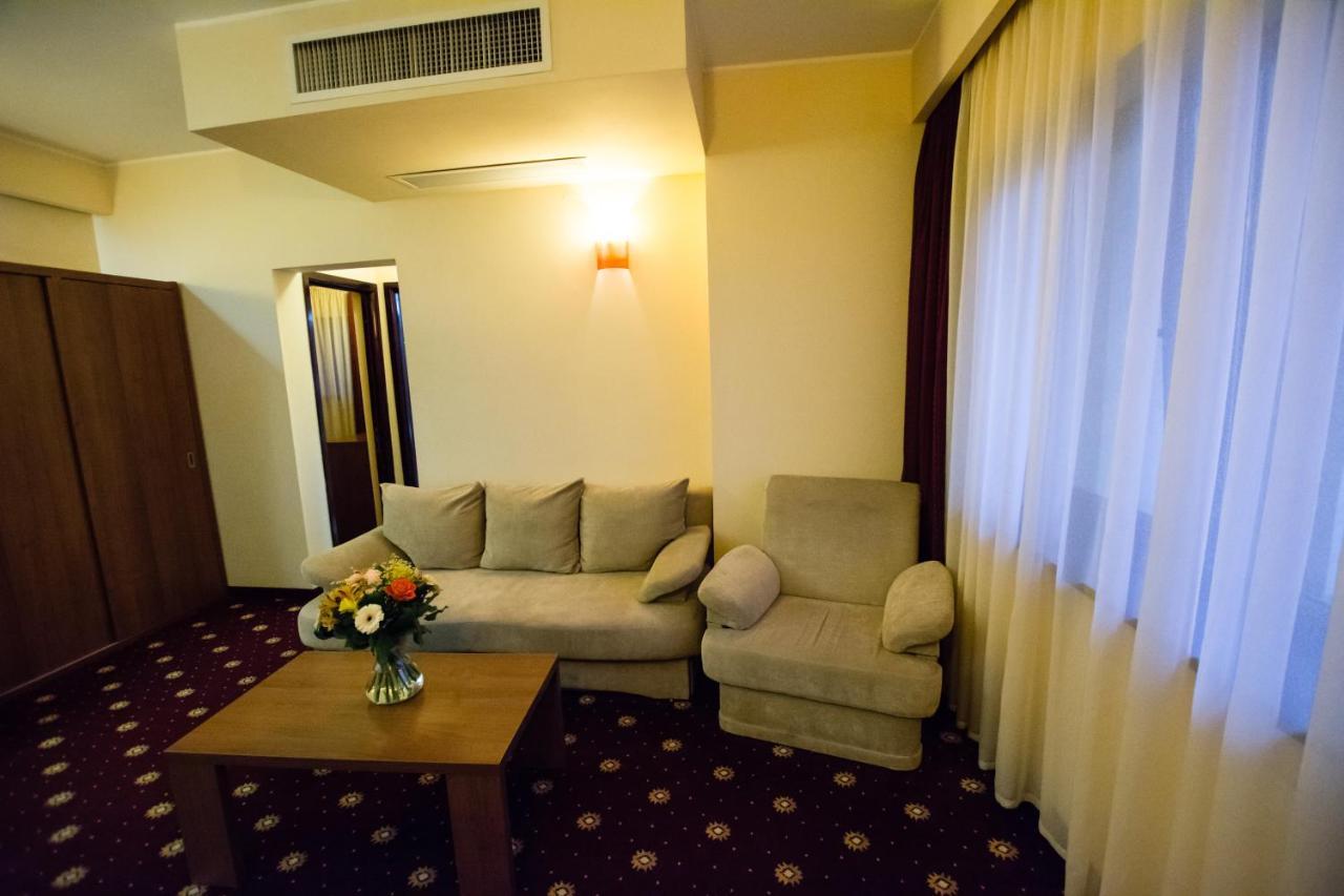 Hotel Ferdinand Constanţa Eksteriør billede